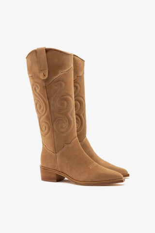 Bota Paloma Camurça Caramelo Boot Larroudé