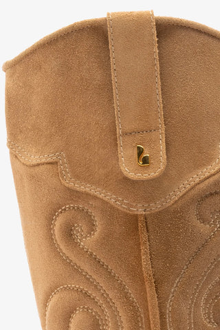 Bota Paloma Camurça Caramelo Boot Larroudé