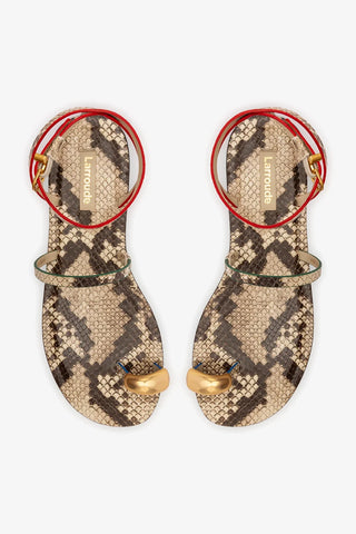 Flat Biarritz Couro Cobra Bege Flat Sandal Larroudé