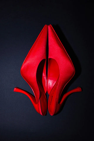 Larroudé By Nicolò B.: Mule Inna Cetim Vermelho Mule Larroudé x Nicolò Beretta