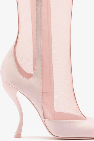 Larroudé By Nicolò B.: Bota Zuzu Cetim e Tela Rosa Boot Larroudé x Nicolò Beretta