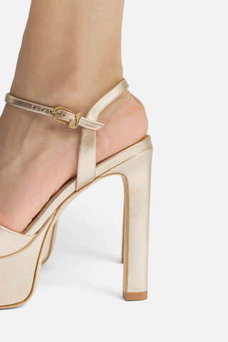 Sandália Plataforma Bianca High Couro Dourado Sandal Larroudé