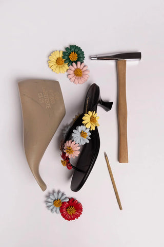 Sandália Fiore Couro Preto Sandal Larroudé