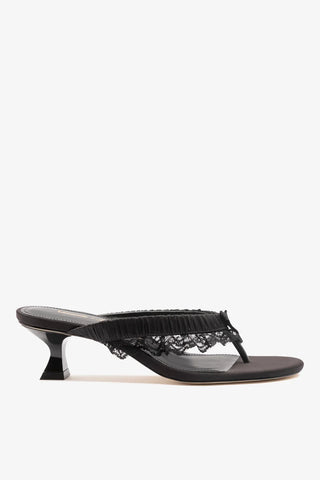 Larroudé x Tanner Fletcher: Sandália Gaia Low Lingerie Cetim Preto Sandal Larroudé x Tanner Fletcher