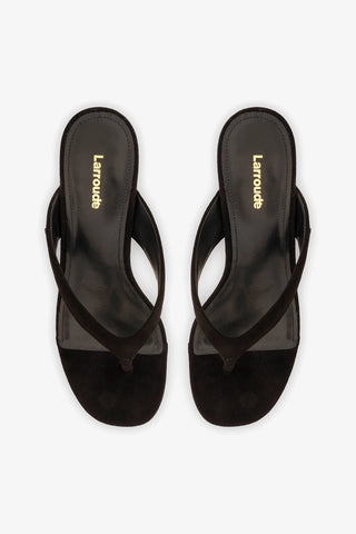 Sandália Gaia Low Camurça Preto Sandal Larroudé