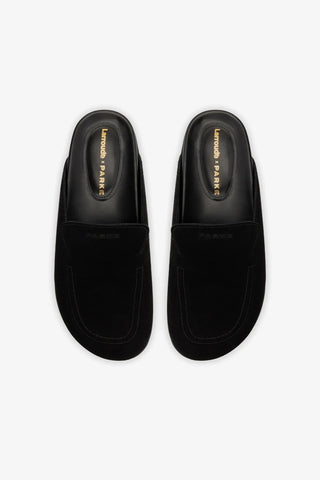 Larroudé x Parke: Mule Clog Camurça Preto Mule Larroudé x Parke