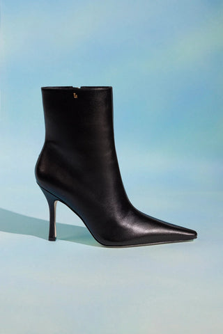 Bota Carine Mini Couro Preto Boot Larroudé