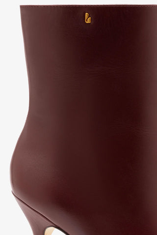 Bota Carine Mini Couro Bordô Boot Larroudé
