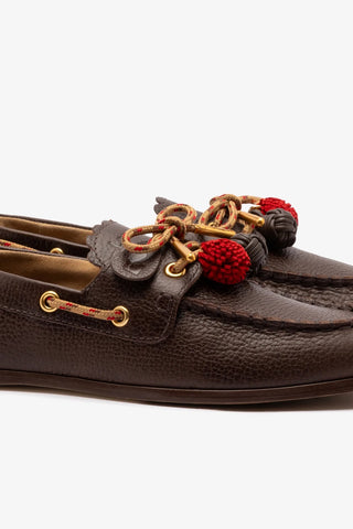 Mocassim Boat Shoe Cyprus Couro Marrom Loafer Larroudé