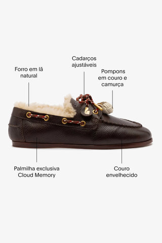 Mocassim Boat Shoe Cyprus Couro Marrom e Lã Natural Loafer Larroudé