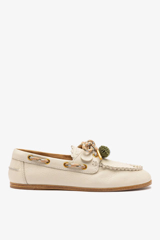 Mocassim Boat Shoe Cyprus Couro Off White Loafer Larroudé