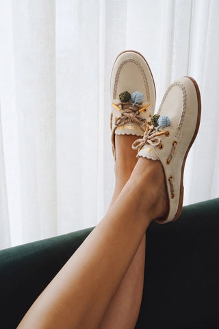 Mule Cyprus Couro Off White Mule Larroudé