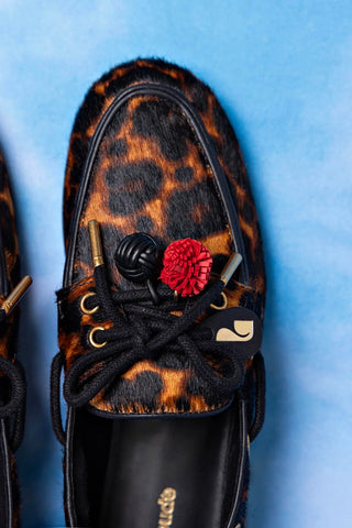 Mocassim Boat Shoe Cyprus Couro Leopardo Loafer Larroudé