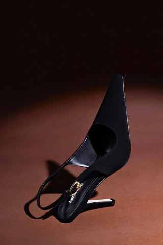 Slingback Carine Camurça Preto Pump Larroudé
