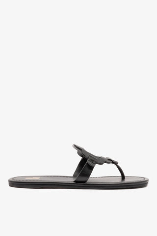 Sandália Flat Margherita Couro Preto Flat Sandal Larroudé