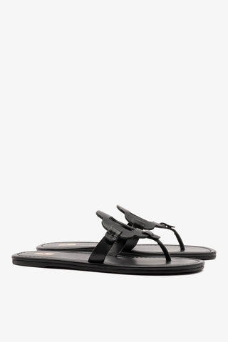 Sandália Flat Margherita Couro Preto Flat Sandal Larroudé