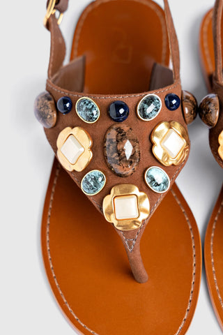 Sandália Flat Talitha Camurça Marrom Flat Sandal Larroudé