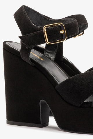 Sandália Plataforma Cher Camurça Preto Sandal Larroudé