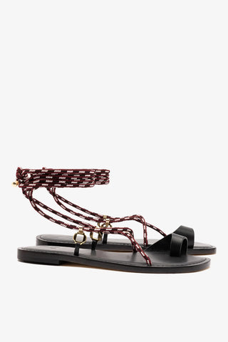 Sandália Flat Antibes Couro Preto Flat Sandal Larroudé
