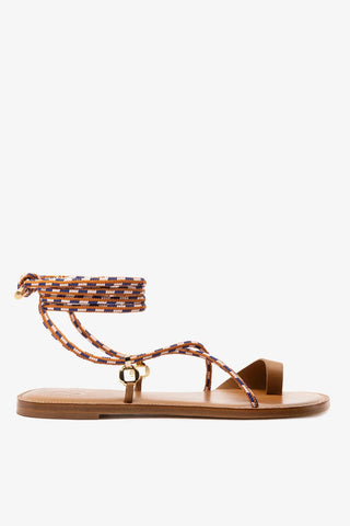 Sandália Flat Antibes Couro Caramelo Flat Sandal Larroudé