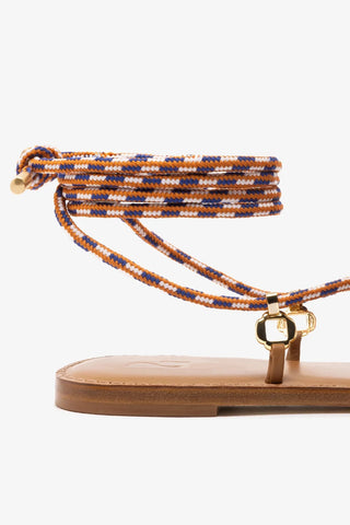 Sandália Flat Antibes Couro Caramelo Flat Sandal Larroudé