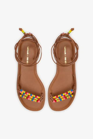 Larroudé x Ciao Lucia: Sandália Flat Susana Couro Caramelo Sandal Larroudé x Ciao Lucia