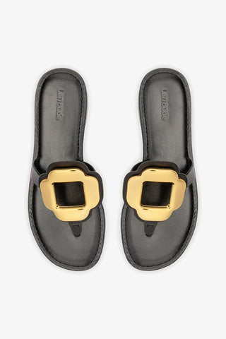 Sandália Flat Margherita Couro Preto e Metal Dourado Flat Sandal Larroudé