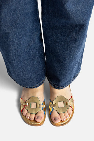 Flat Margherita Couro Dourado Flat Sandal Larroudé