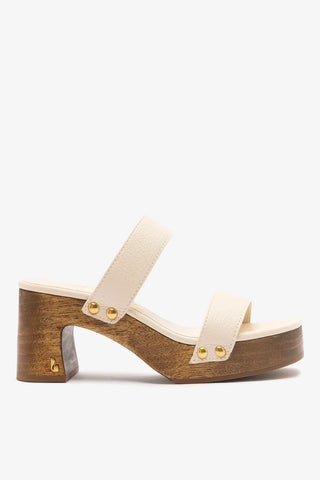 Larroudé x Kenneth Cole: Mule Couro Off White Sandal Larroudé x Kenneth Cole