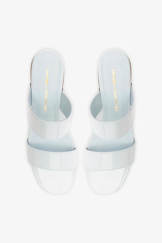 Larroudé x Kenneth Cole: Mule Couro Verniz Azul Sandal Larroudé x Kenneth Cole