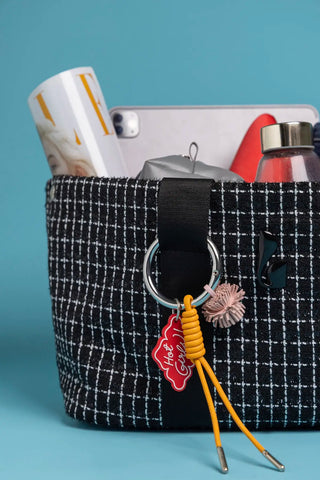 Bolsa Tote Bag Americana Tweed Estampado Preto e Branco Handbags Larroudé