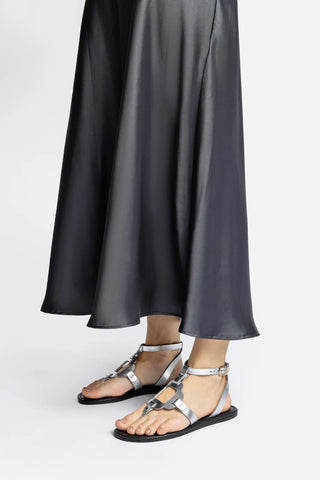 Sandália Flat Margherita Couro Prateado Flat Sandal Larroudé
