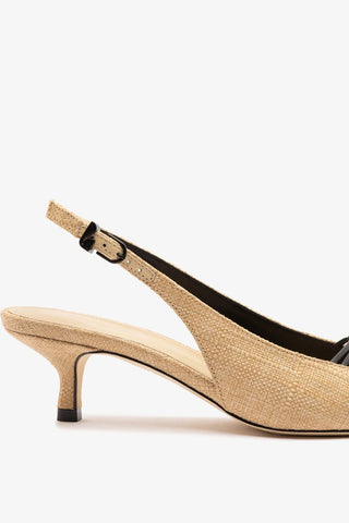Slingback Nara Ráfia Bege e Couro Preto Pump Larroudé
