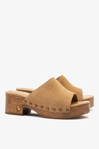 Mule Plataforma Willow Camurça Caramelo Sandal Larroudé