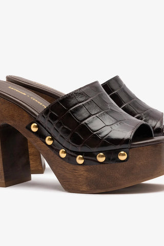 Larroudé x Kenneth Cole: Mule Couro Croco Marrom Mule Larroudé x Kenneth Cole