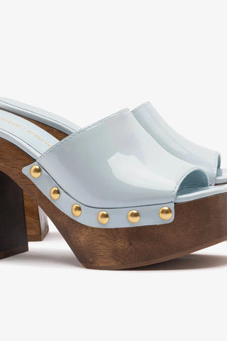 Larroudé x Kenneth Cole: Mule Couro Verniz Azul Mule Larroudé x Kenneth Cole