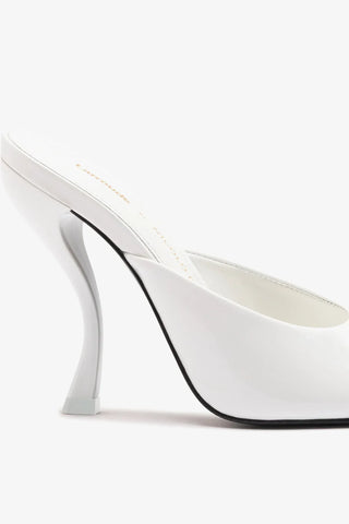 Larroudé x Nicolò B.: Mule Malibu Couro Verniz Branco Mule Larroudé x Nicolò Beretta