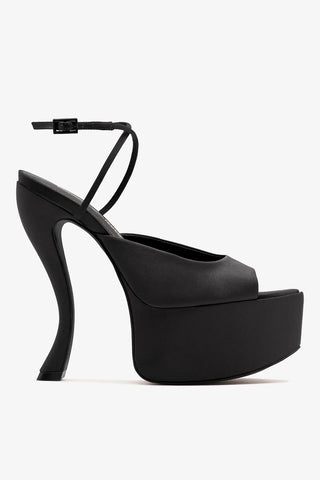 Larroudé x Nicolò B.: Sandália Lola Cetim Preto Larroudé x Nicolò Beretta
