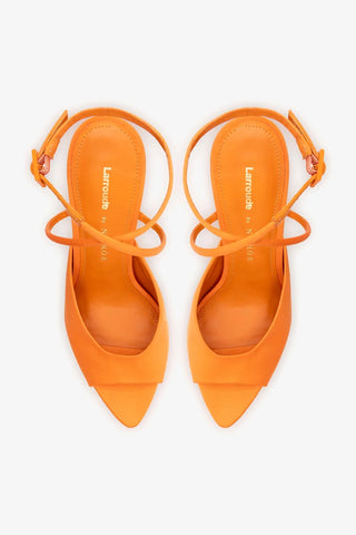Larroudé x Nicolò B.: Sandália Lola Cetim Laranja Sandal Larroudé x Nicolò Beretta