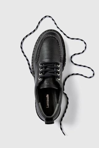 Mocassim Tratorado London Lace Up Couro Preto Oxford Larroudé