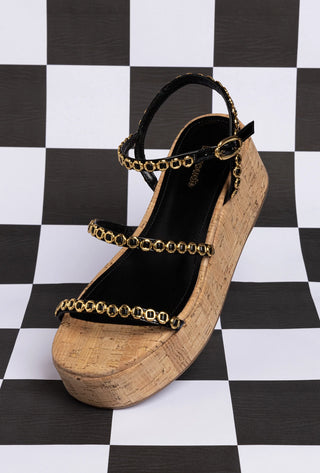 Flatform Gio Milanina Couro Verniz Preto e Cortiça Sandal Larroudé