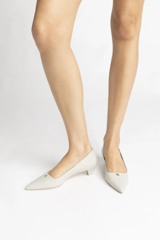 Scarpin Ruth Couro Cinza Pump Larroudé