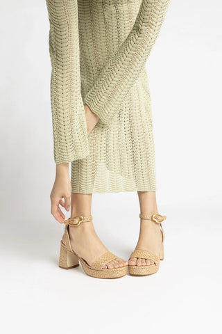 Sandália Dolly Verona Low Ráfia Natural e Couro Bege Sandal Larroudé