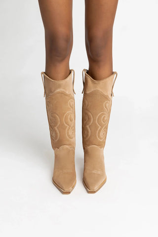 Bota Paloma Camurça Caramelo Boot Larroudé