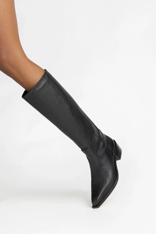 Bota Florencia Couro Preto Boot Larroudé