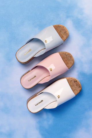 Mule Charli Couro Verniz Branco Sandal Larroudé